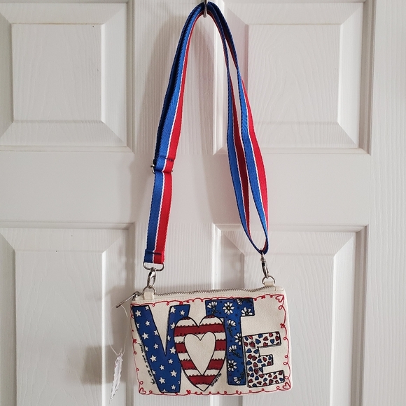 NWT BRIGHTON 2024 VOTE ELECTION DAY POUCH BAG SHOULDER CROSSBODY RED WHITE BLUE - Picture 4 of 15